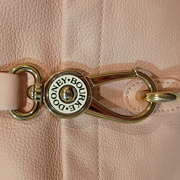 Dooney Bourke Large Logo Lock Shoulder Tote Blush Pink - Picture 2 of 16